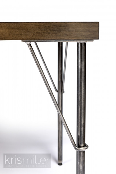 Metal-Leg-Desk-2-WEB